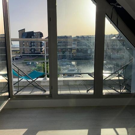 Blue Bay Studio Terrasse Deauville Extérieur photo