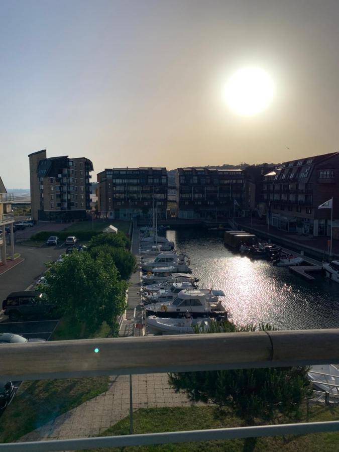 Blue Bay Studio Terrasse Deauville Extérieur photo
